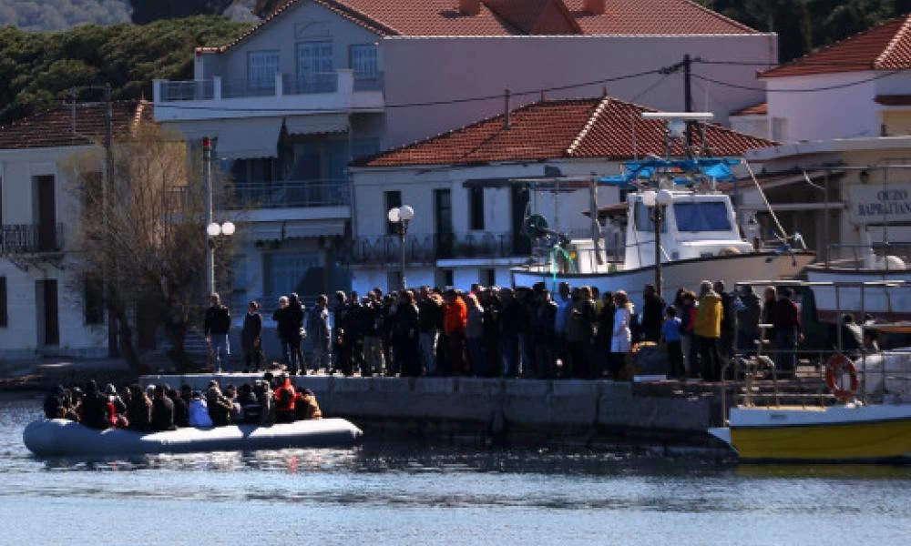 Λέσβος: ΜΚΟ αναχωρούν γιατί φοβούνται επιθέσεις από εξαγριωμένους Έλληνες